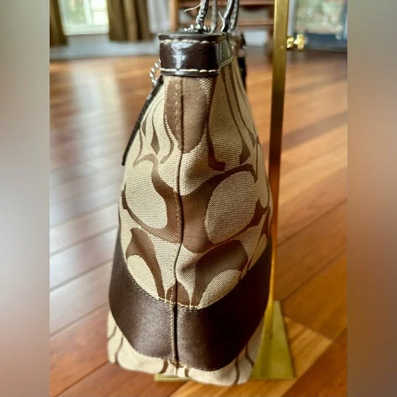 Coach Signature Monogram Khaki/Brown Stripe Tote/Shoulder Bag - Picture 5 of 11